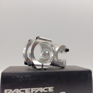 attacco manubrio race face turbine r