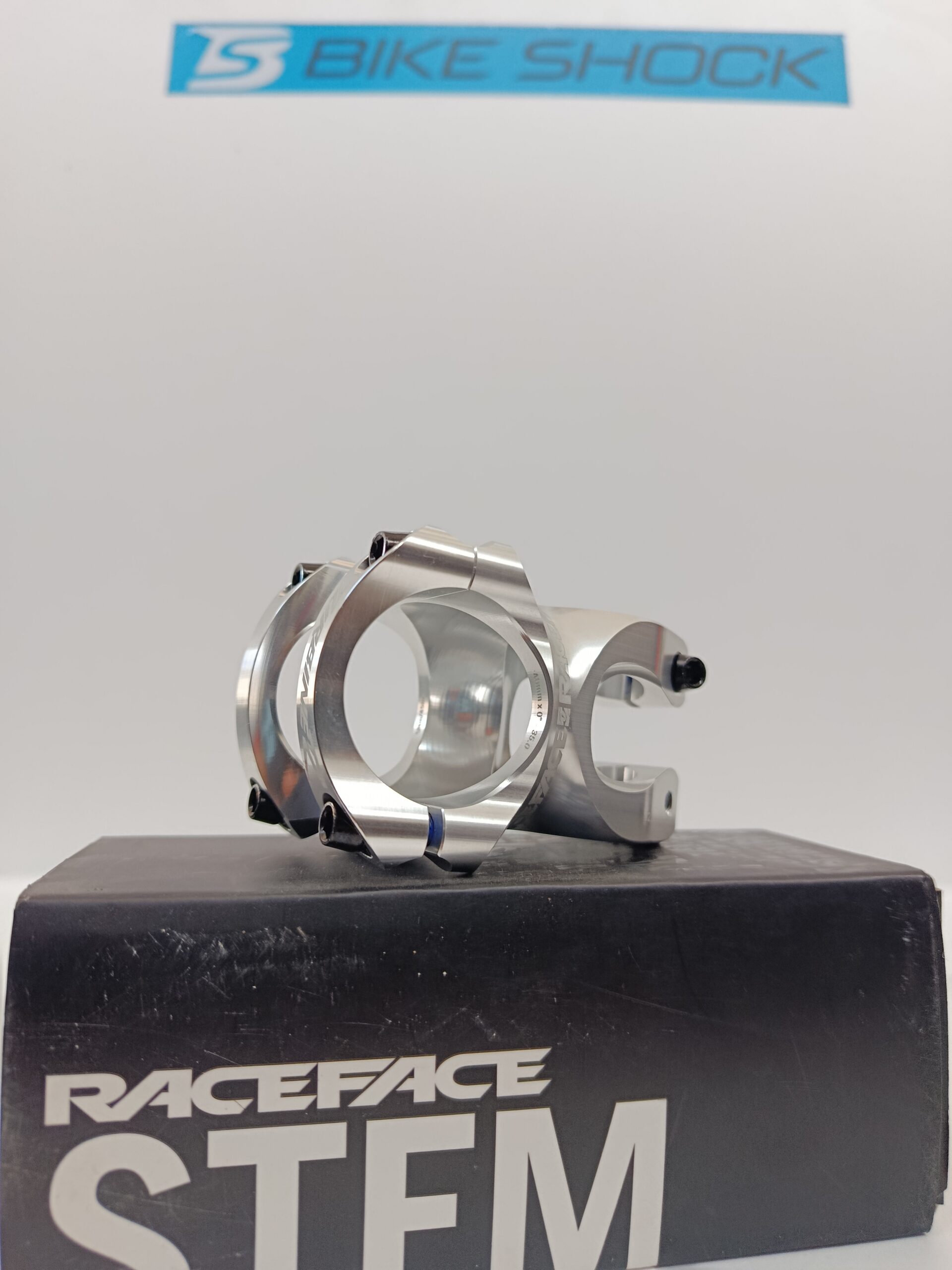 attacco manubrio race face turbine r